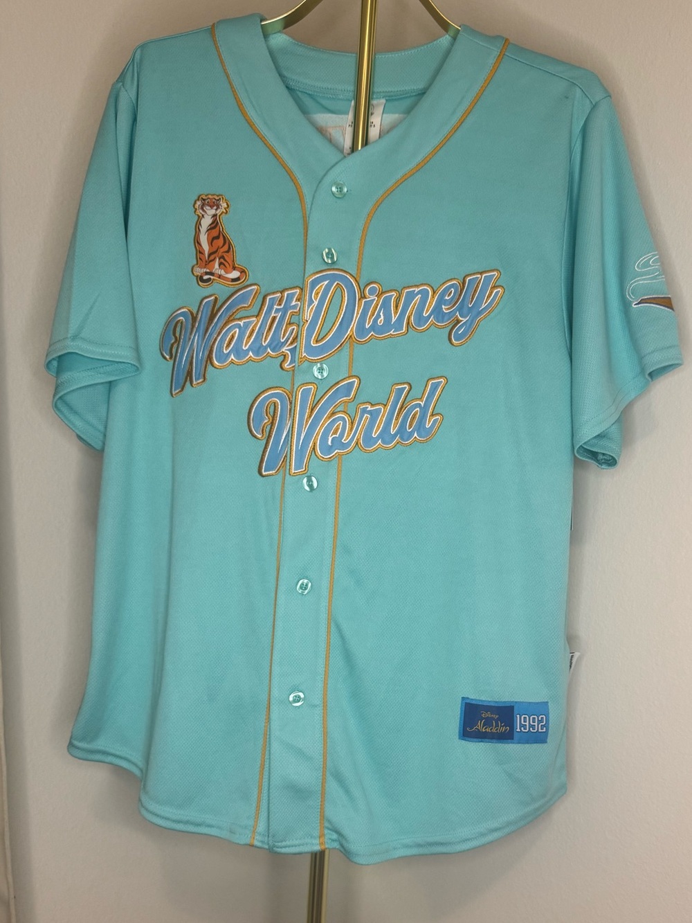 NWT Walt Disney World Jersey 92 Jasmine Size Medium
